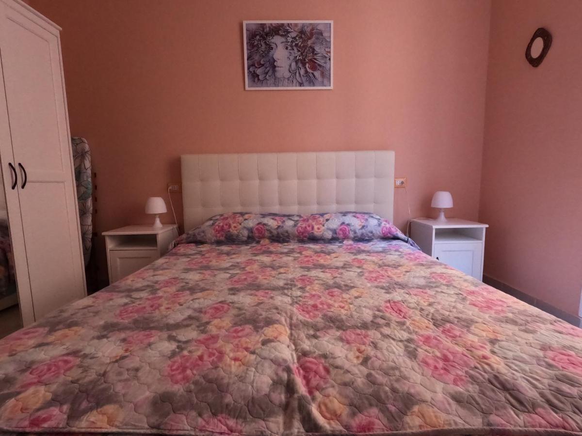 Casa Elsi Appartement Ostia Buitenkant foto
